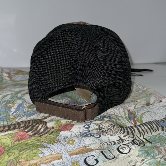 Gucci GG Supreme Tiger Trucker Hat - Picture 4 of 6
